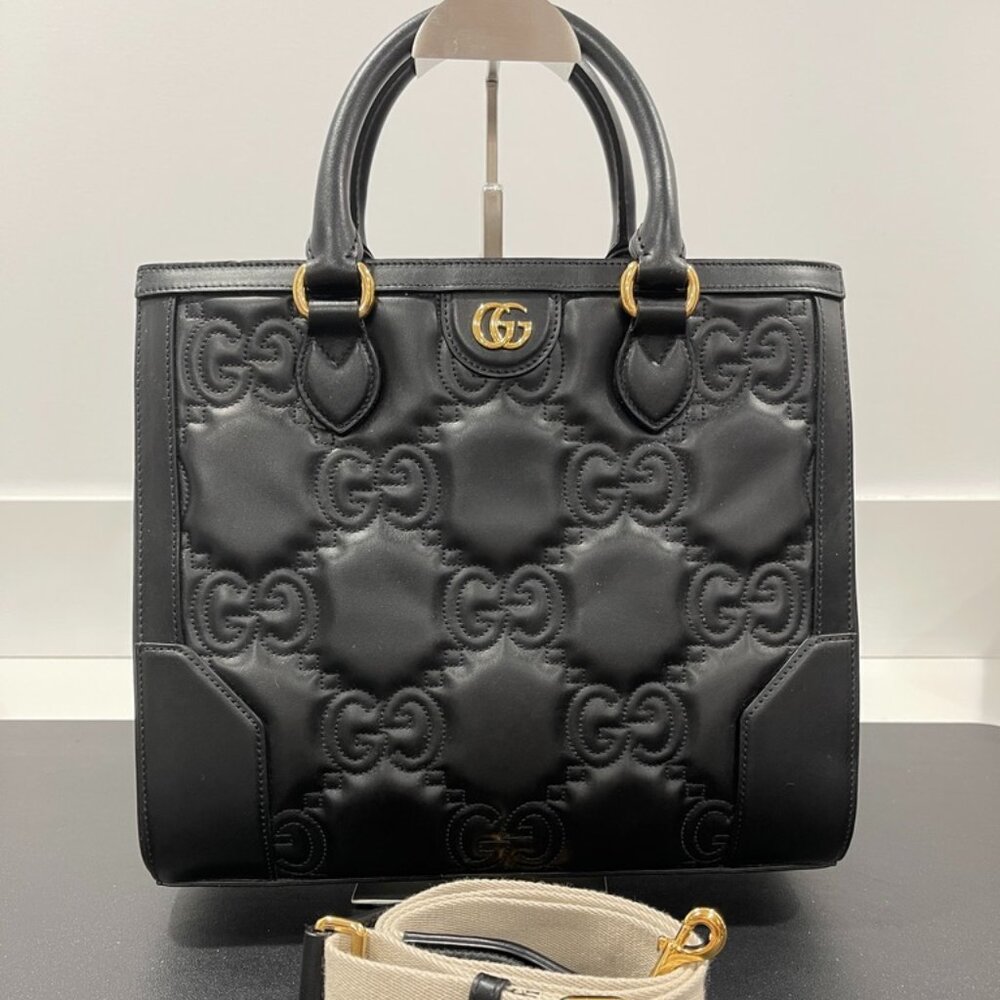 Gucci Black Leather Crossbody/Handbag Gold Hardware (JB1426)